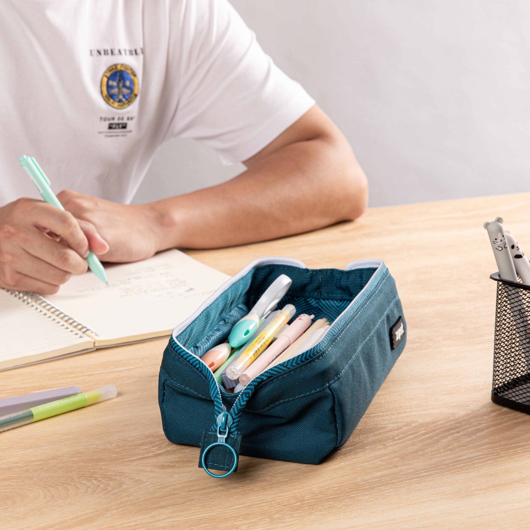 ZIPIT Lenny Pencil Case- Assorted colors