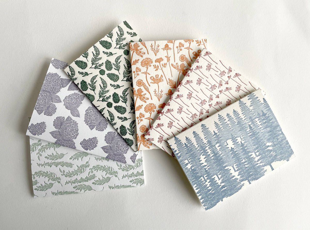 Linear Floral Small Card Pack